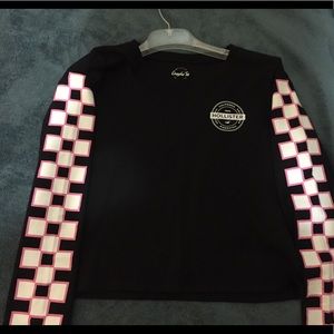 Long sleeve Hollister graphic crop top